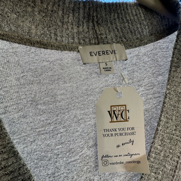 EVEREVE - Supersoft V-Neck Sweater - Picture 2 of 2